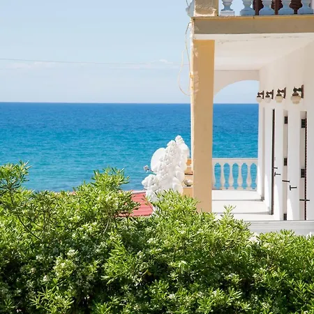 Ntoriseveline House Holiday home *
